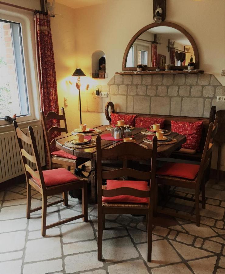 Domizil Hotel Dueren "Kastanienhof" エクステリア 写真
